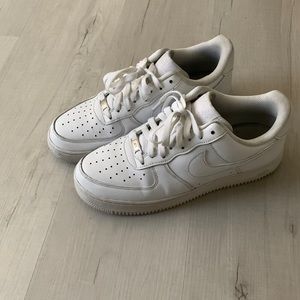 Air Force 1s Size 9